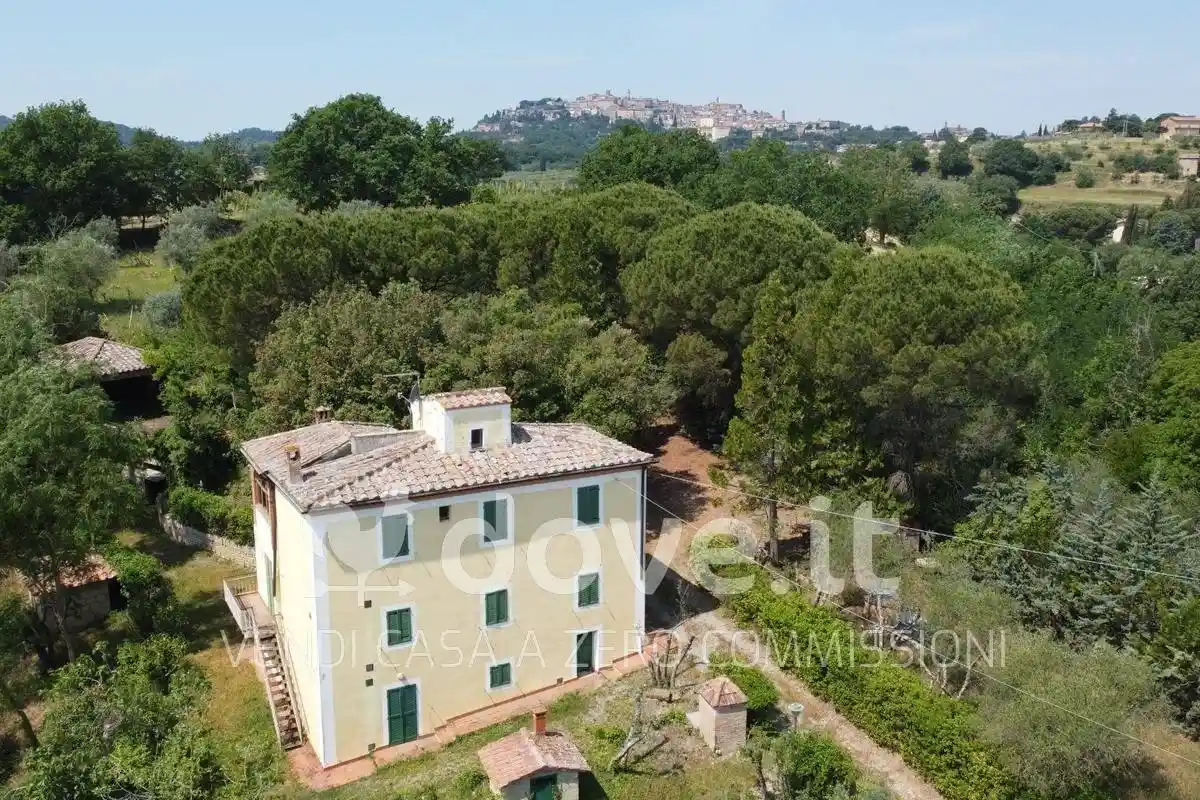 Villa in vendita a Montepulciano