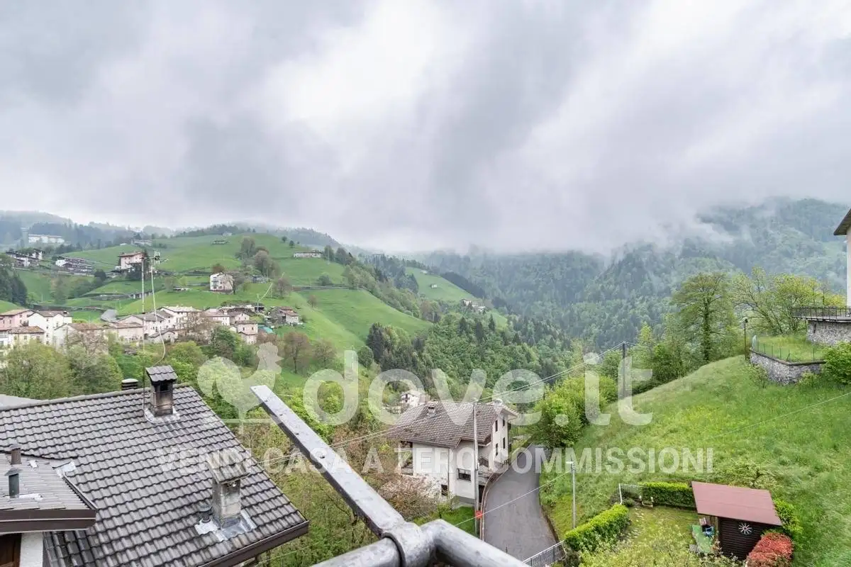 Appartamento in vendita a Oltre il Colle