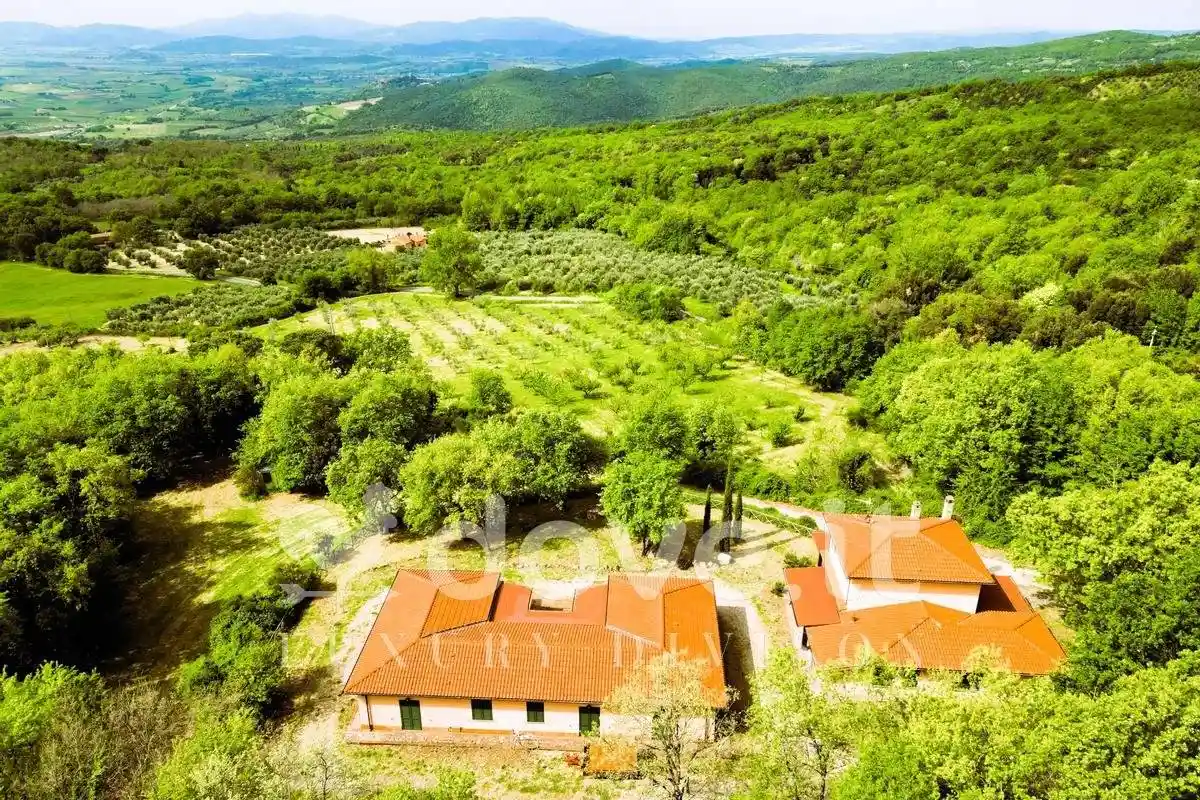 Rustico - Casale in vendita a Roccastrada