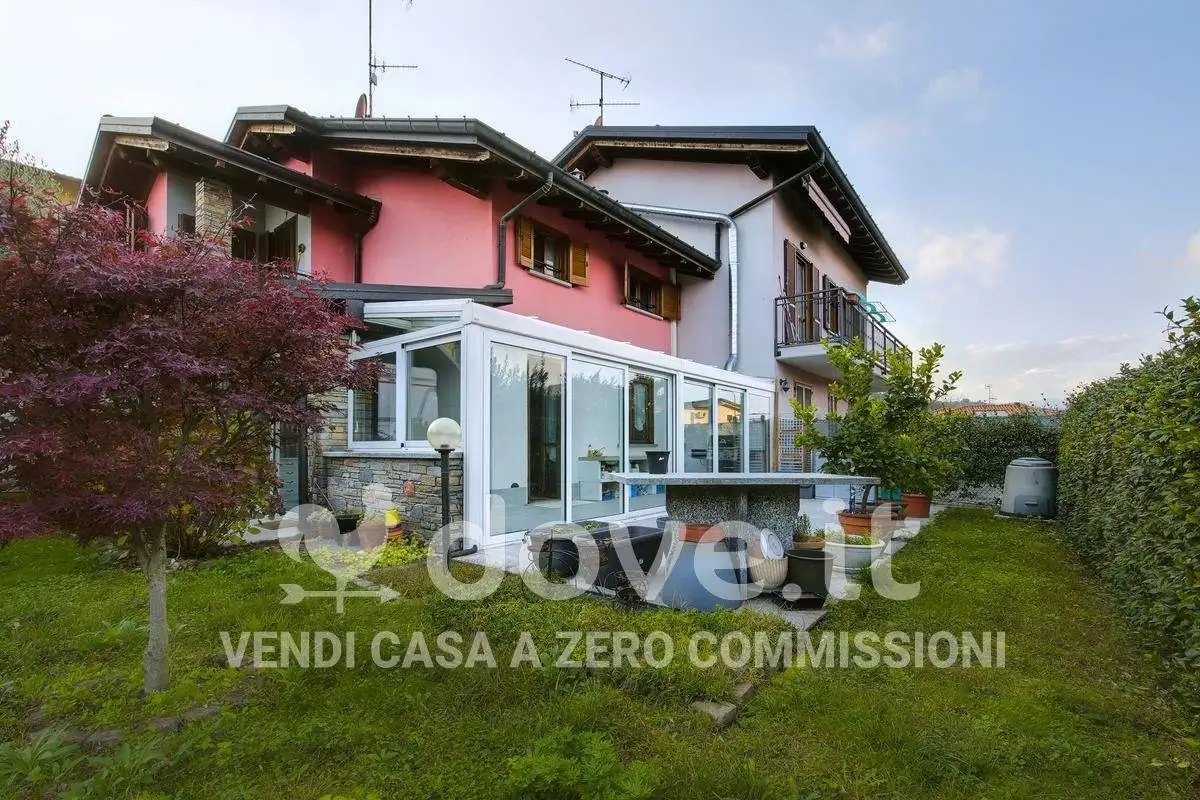 Villa in vendita a Mesenzana