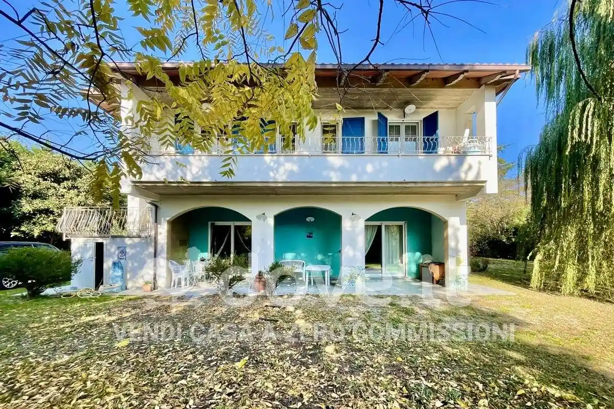 Villa in vendita a Passignano sul Trasimeno