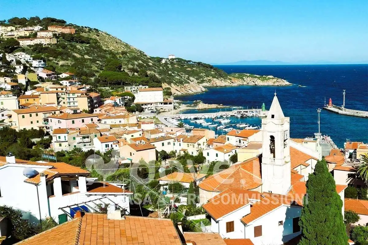 Appartamento in vendita a Isola del Giglio