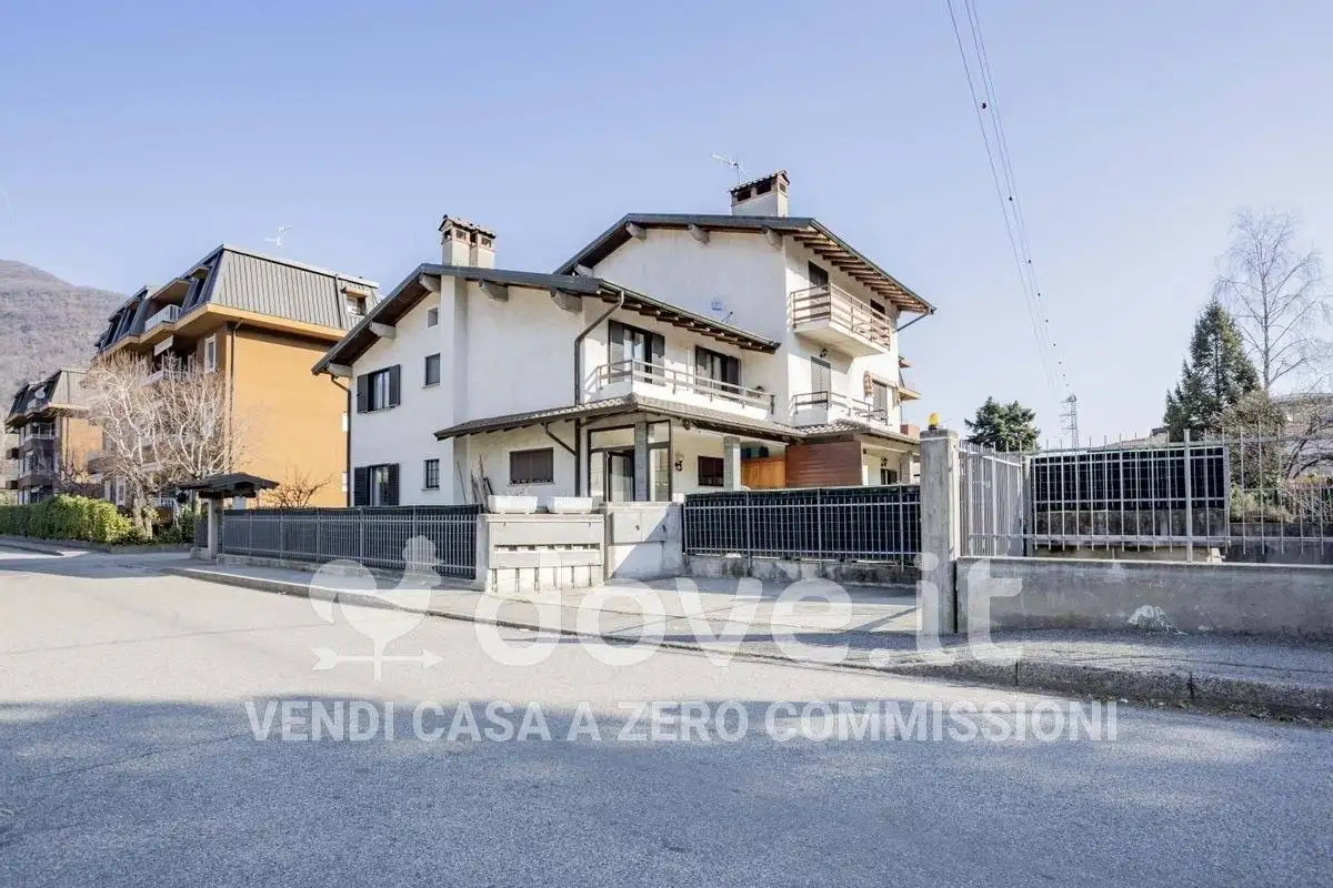 Appartamento in vendita a Cuvio