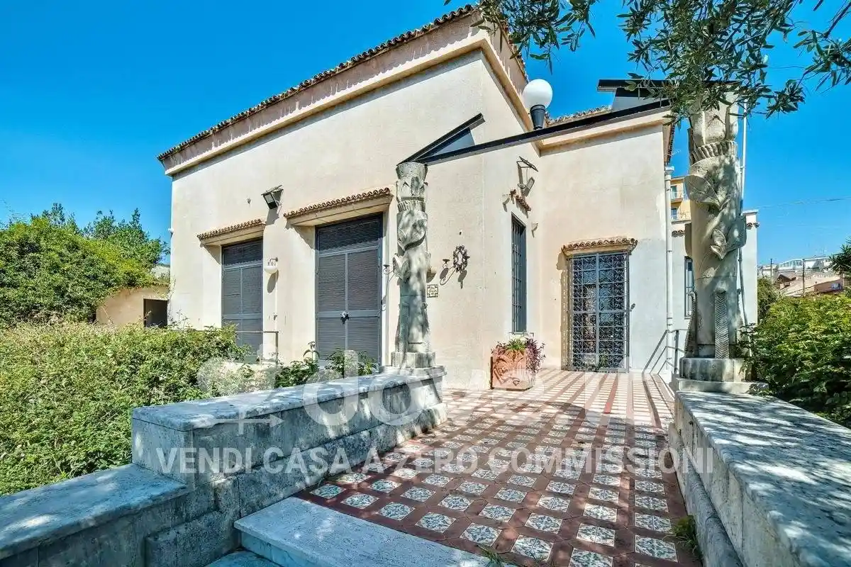 Villa in vendita a Catania