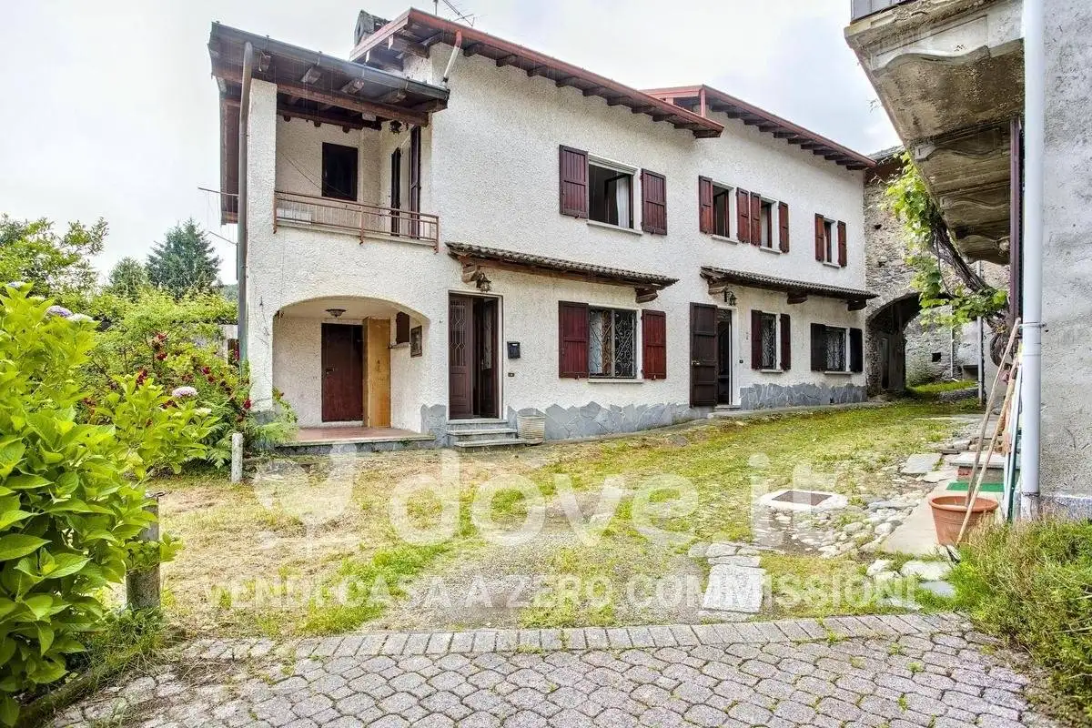 Villa in vendita a Mesenzana