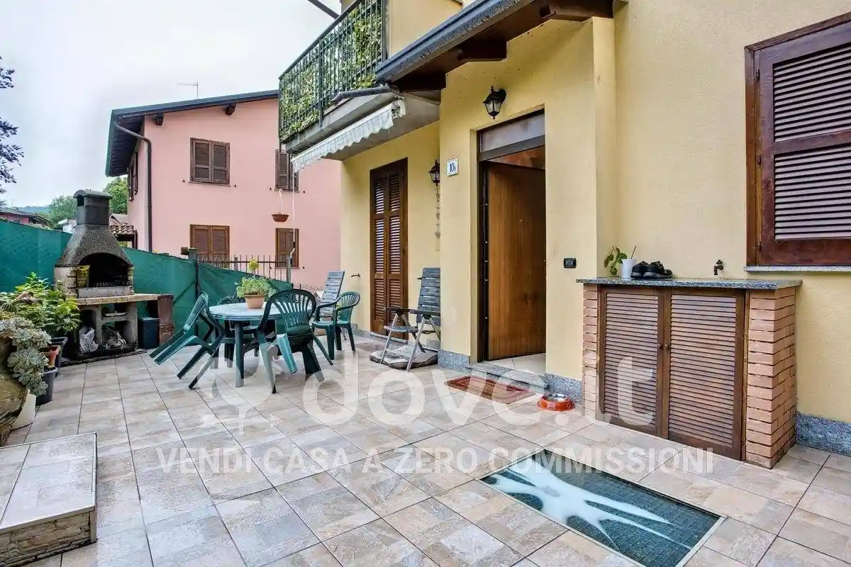 Villa a schiera via Giacomo Leopardi 10, Centro, Cunardo - foto 2