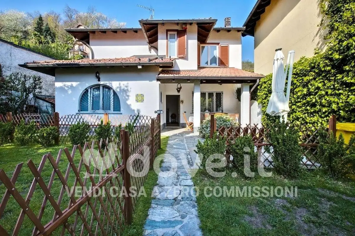 Villa unifamiliare via Federico Motta 8, Centro, Brusimpiano - foto 2