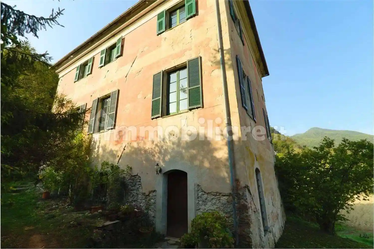 Villa in vendita a Pieve di Teco