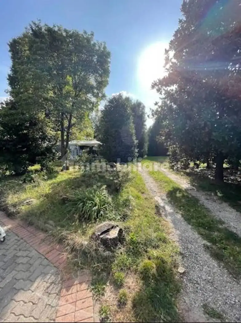 Villa unifamiliare viale Roma, 58, Agrate, Agrate Conturbia - foto 4