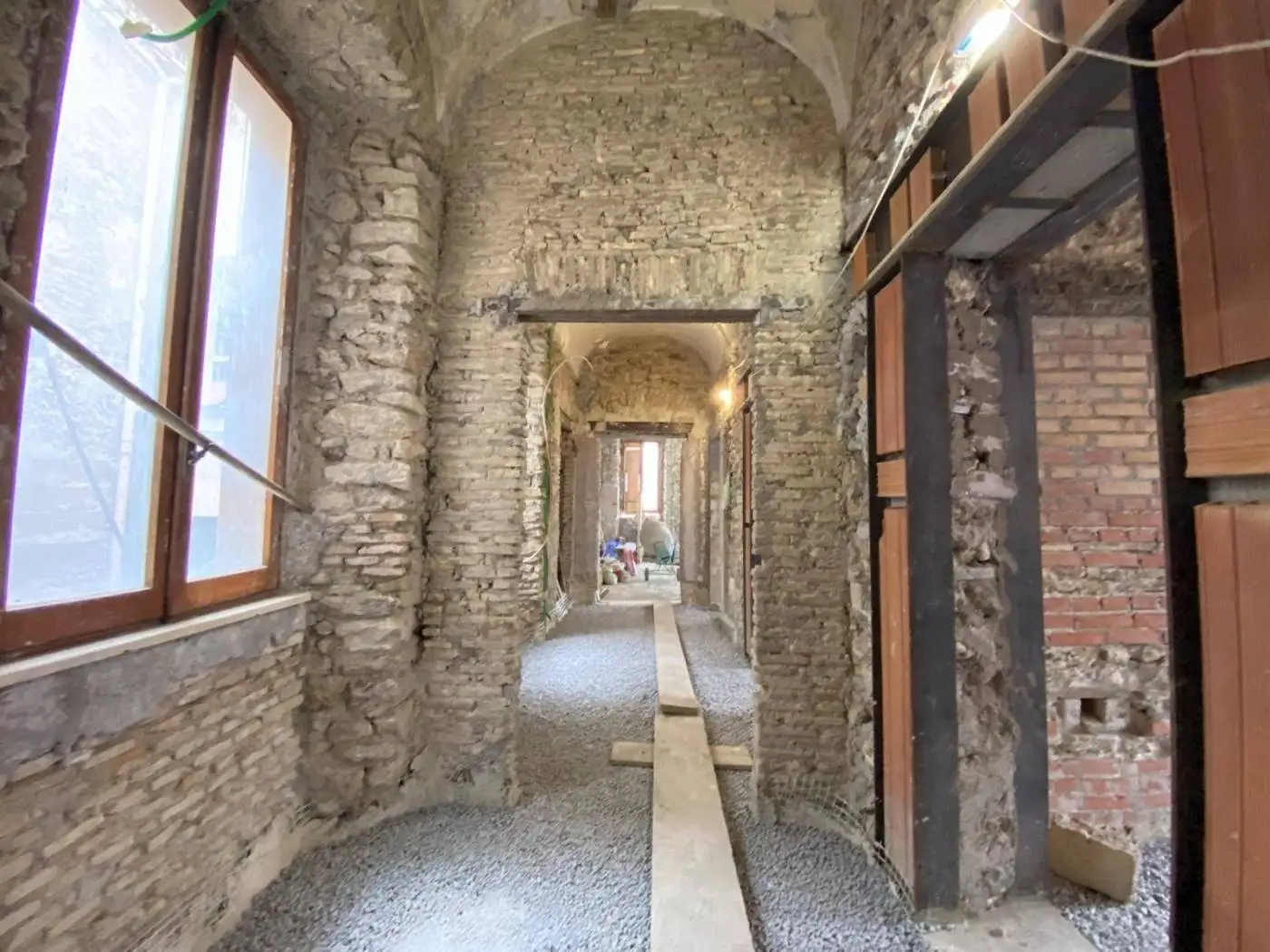 Palazzo - Edificio in vendita a Monterotondo