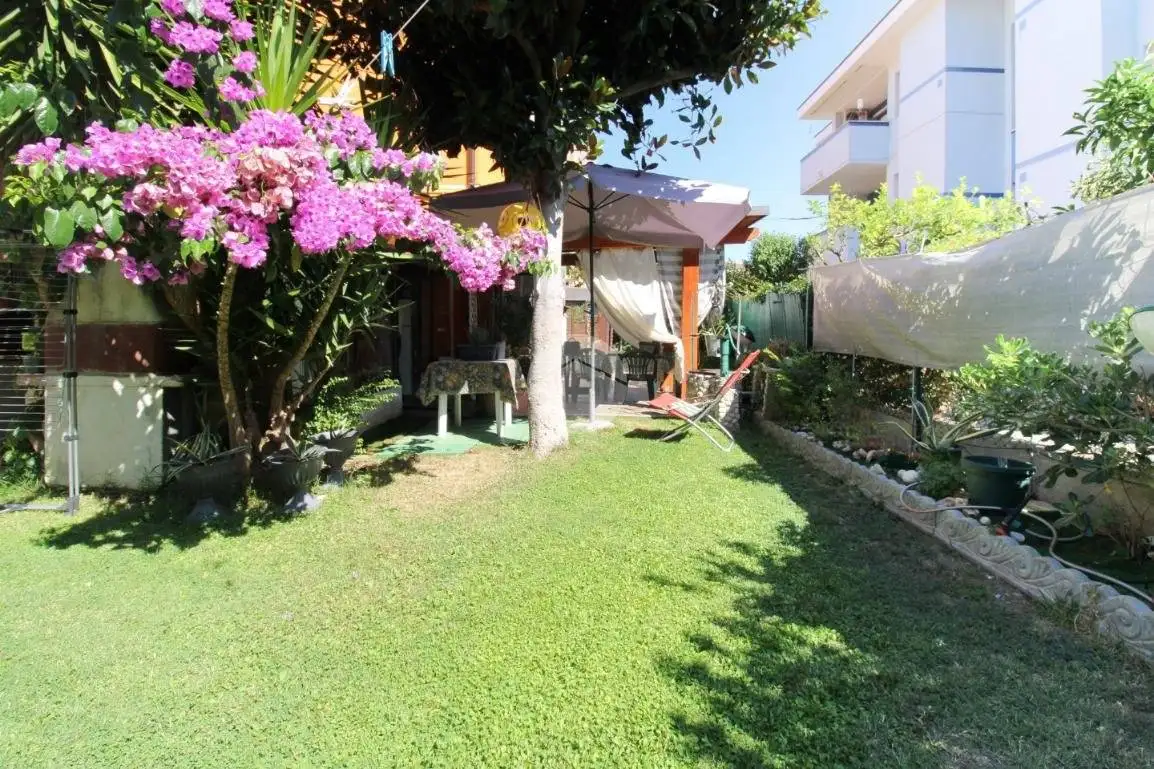 Appartamento in vendita a Pineto