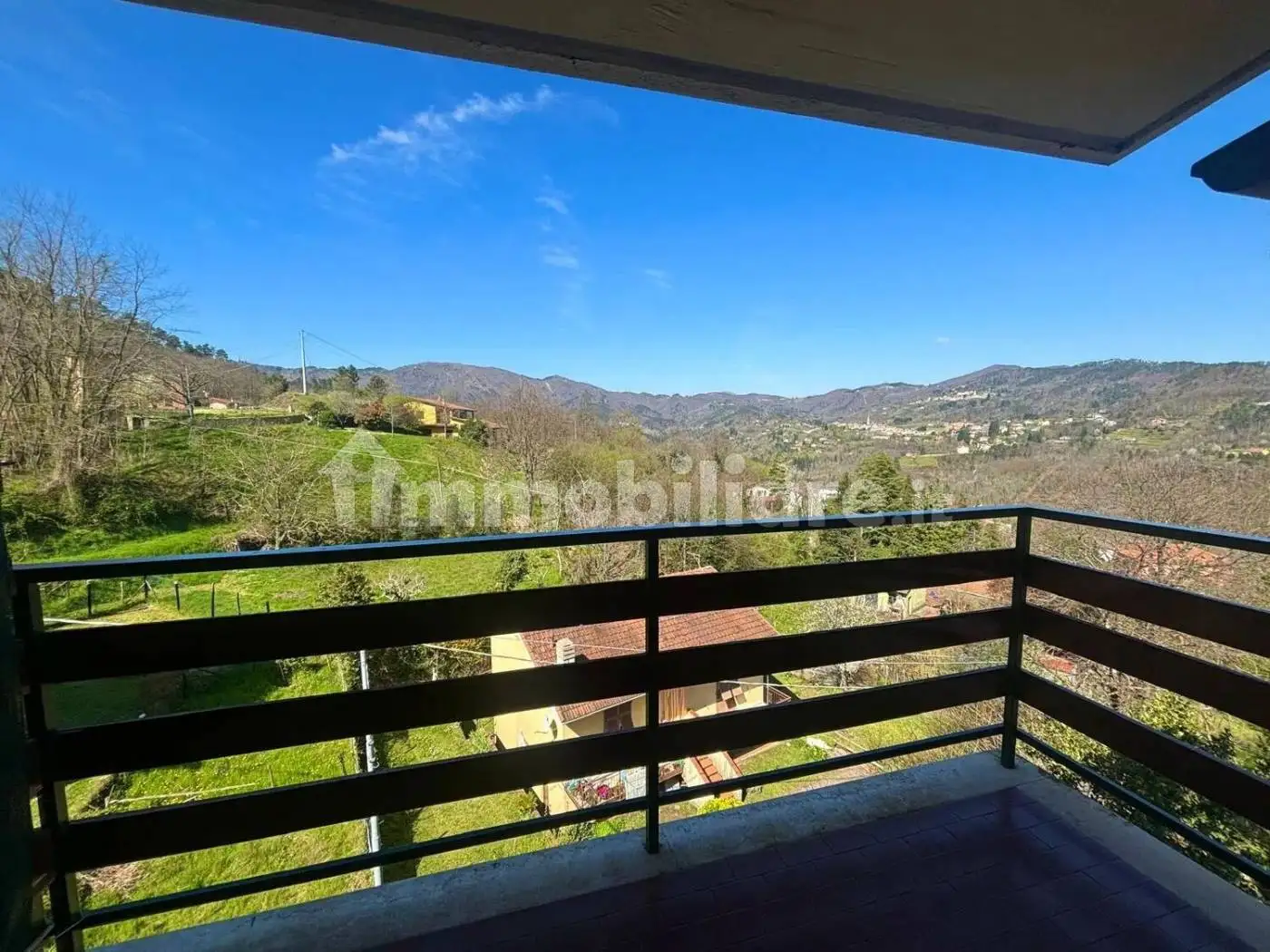 Appartamento in vendita a Carro