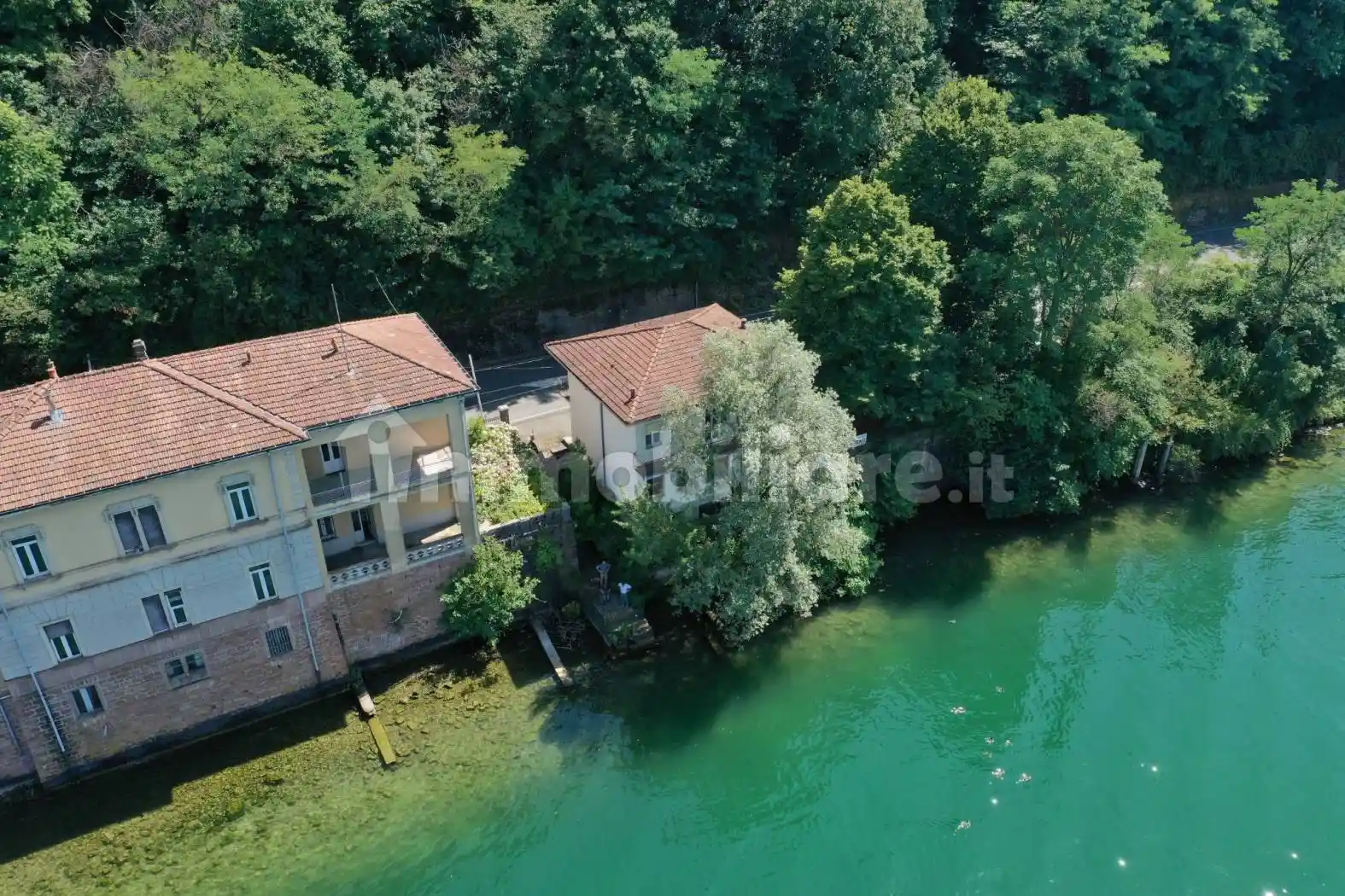 Villa in vendita a Porto Ceresio