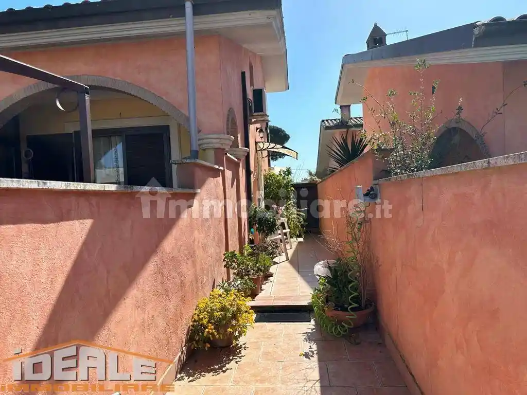 Appartamento in vendita a Ardea