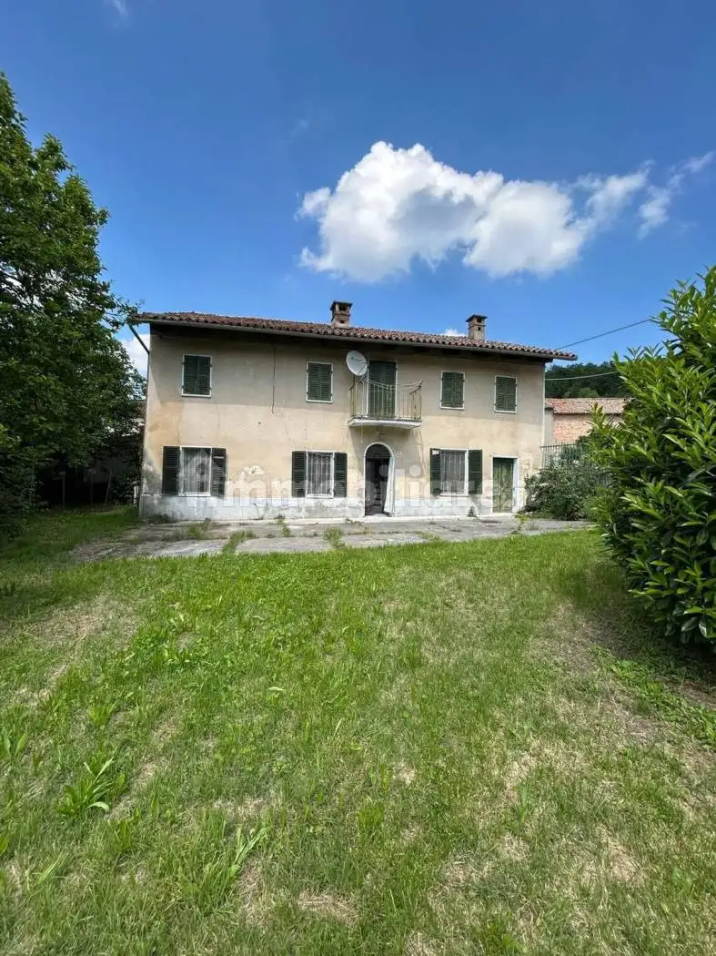 Rustico - Casale in vendita a Cerrina Monferrato