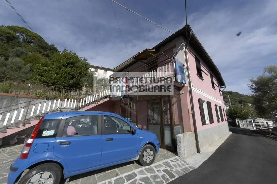 Appartamento in vendita a Varazze