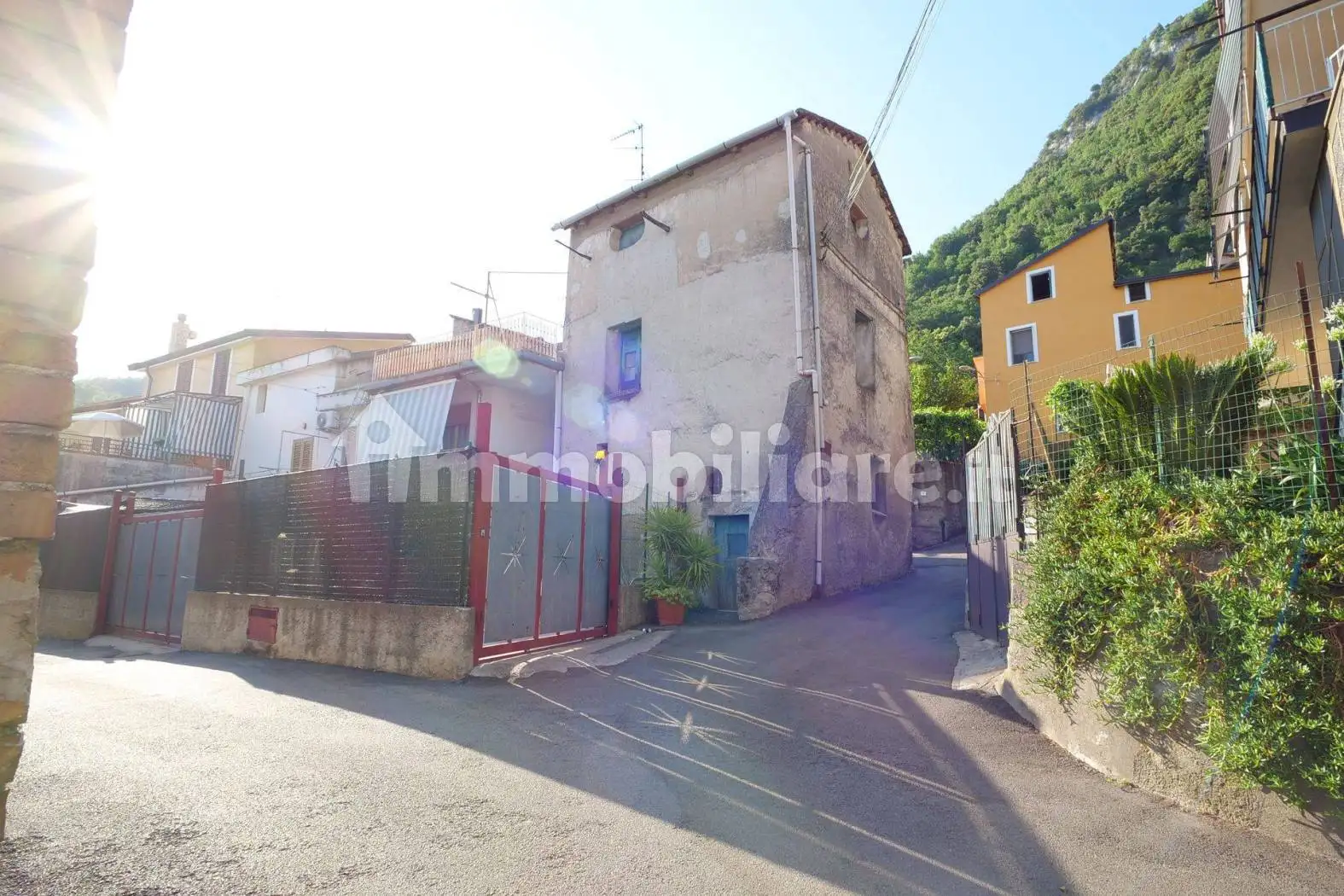 Appartamento in vendita a Montecorvino Rovella