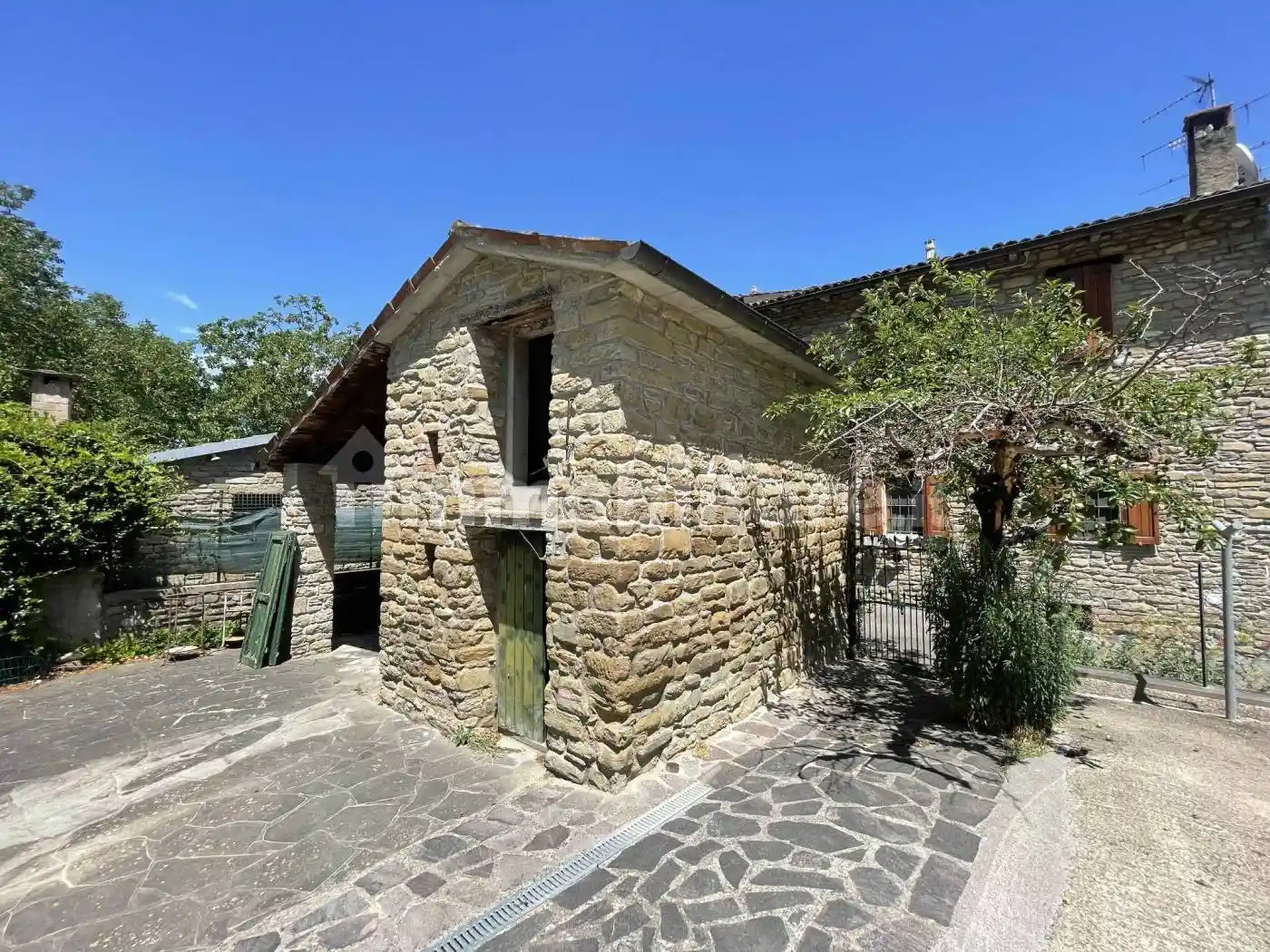 Palazzo - Edificio in Vendita - foto 2