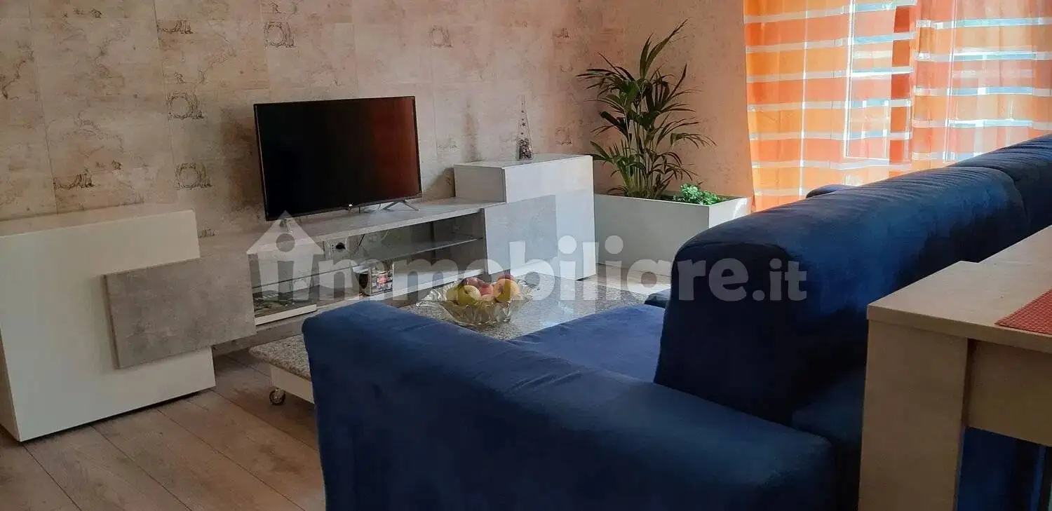 Appartamento in affitto a Desio