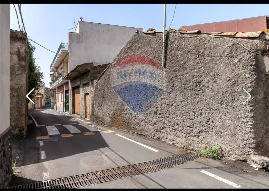 Casa indipendente in vendita a Camporotondo Etneo