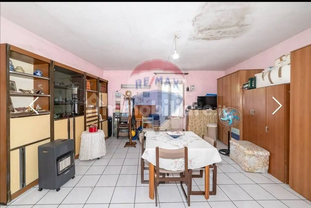 Terratetto unifamiliare via San Martino 1-3, Centro, Camporotondo Etneo - foto 2