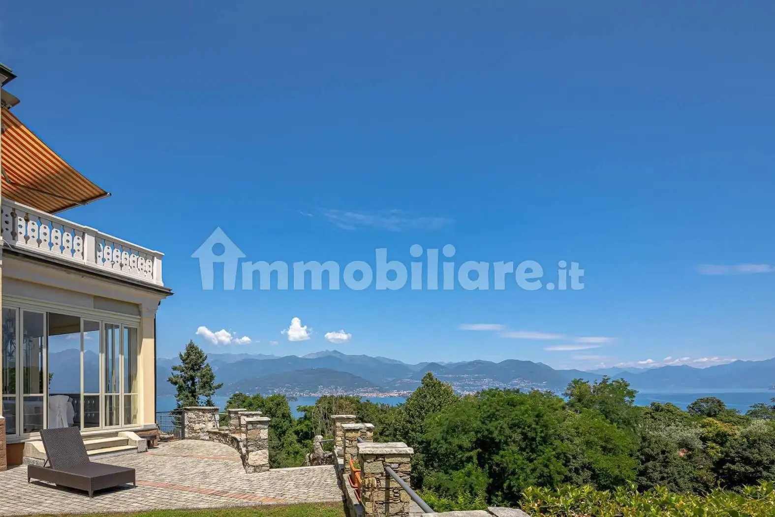 Villa in affitto a Stresa