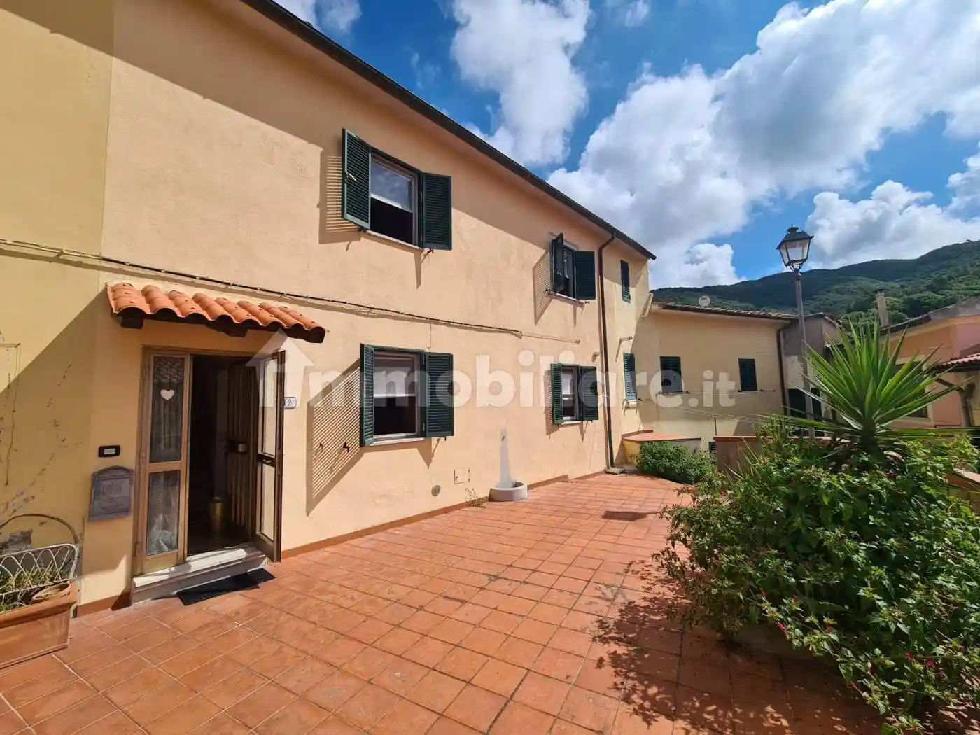 Casa indipendente in vendita a Castellina Marittima