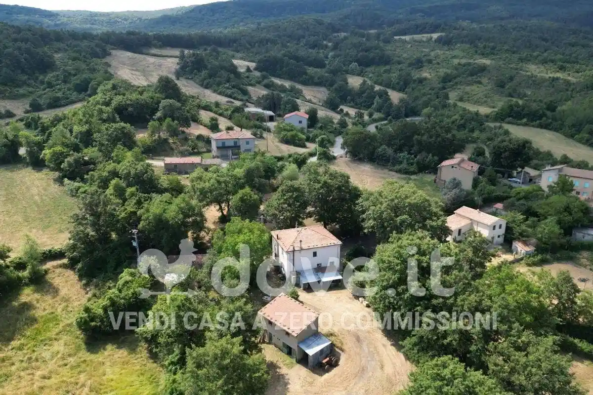 Rustico - Casale in vendita a Castiglione d'Orcia