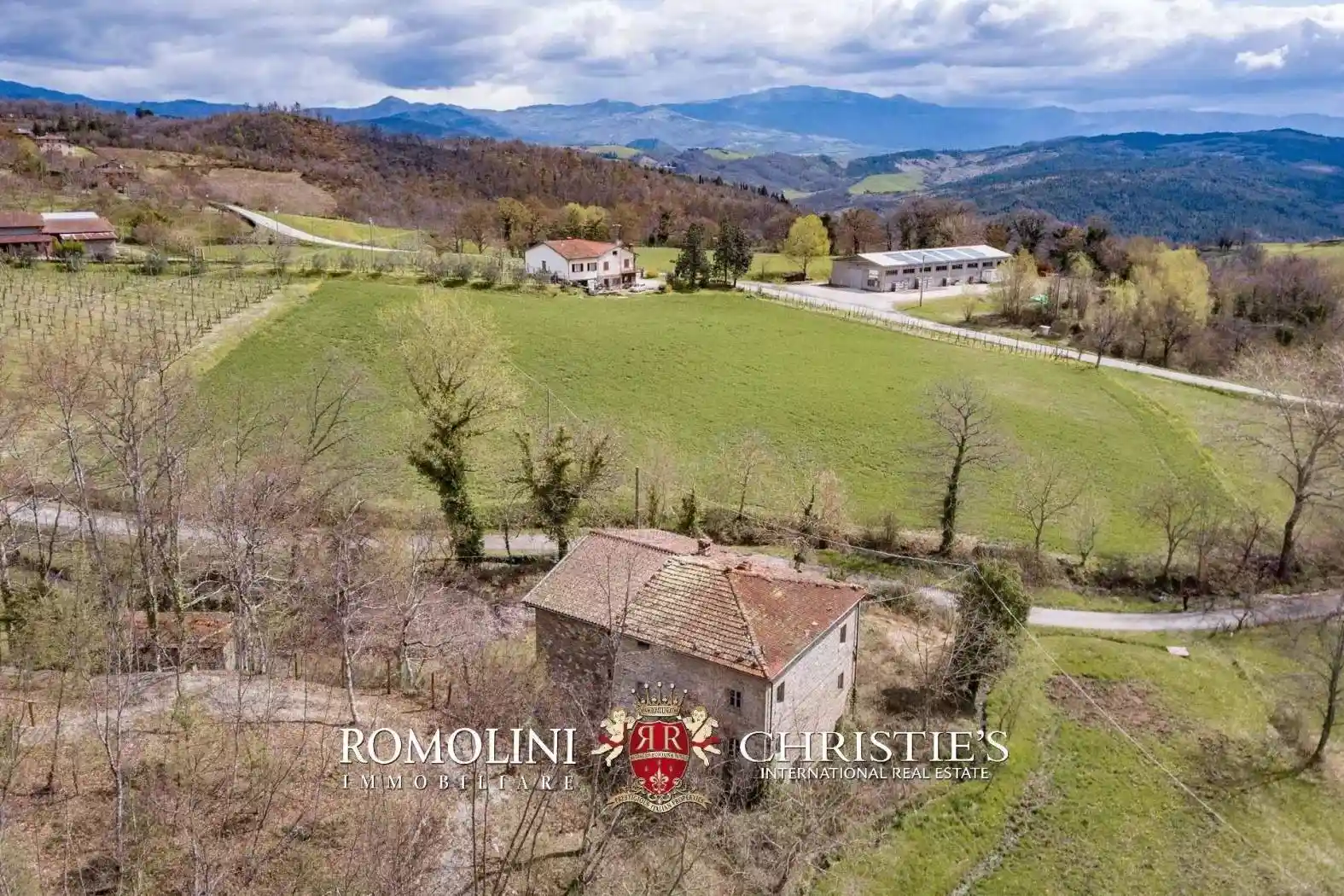 Casa indipendente in vendita a Caprese Michelangelo