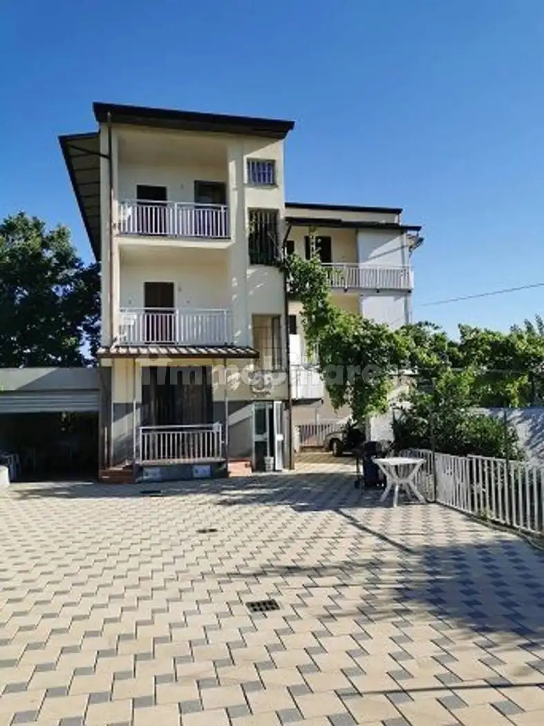 Appartamento in affitto a Corigliano-Rossano