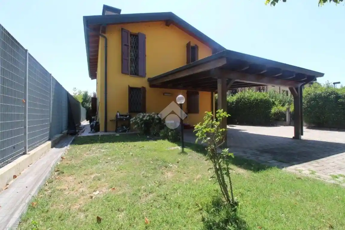 Villa in vendita a Casalgrande