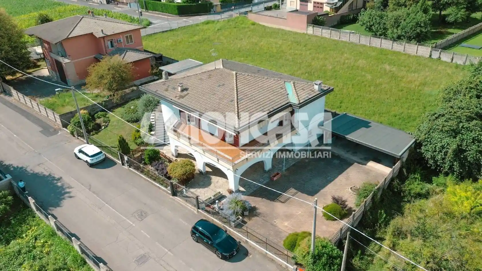 Villa in vendita a Rovello Porro