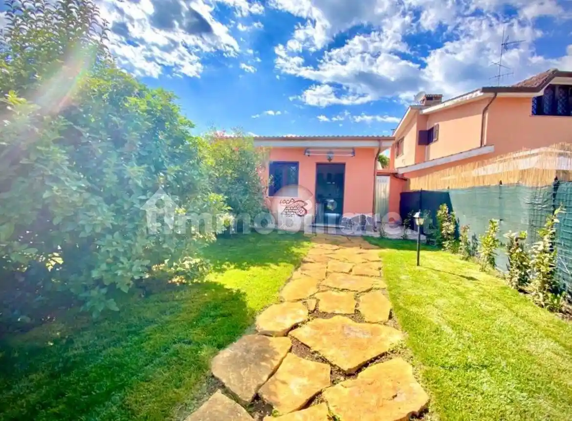 Villa in vendita a Ardea