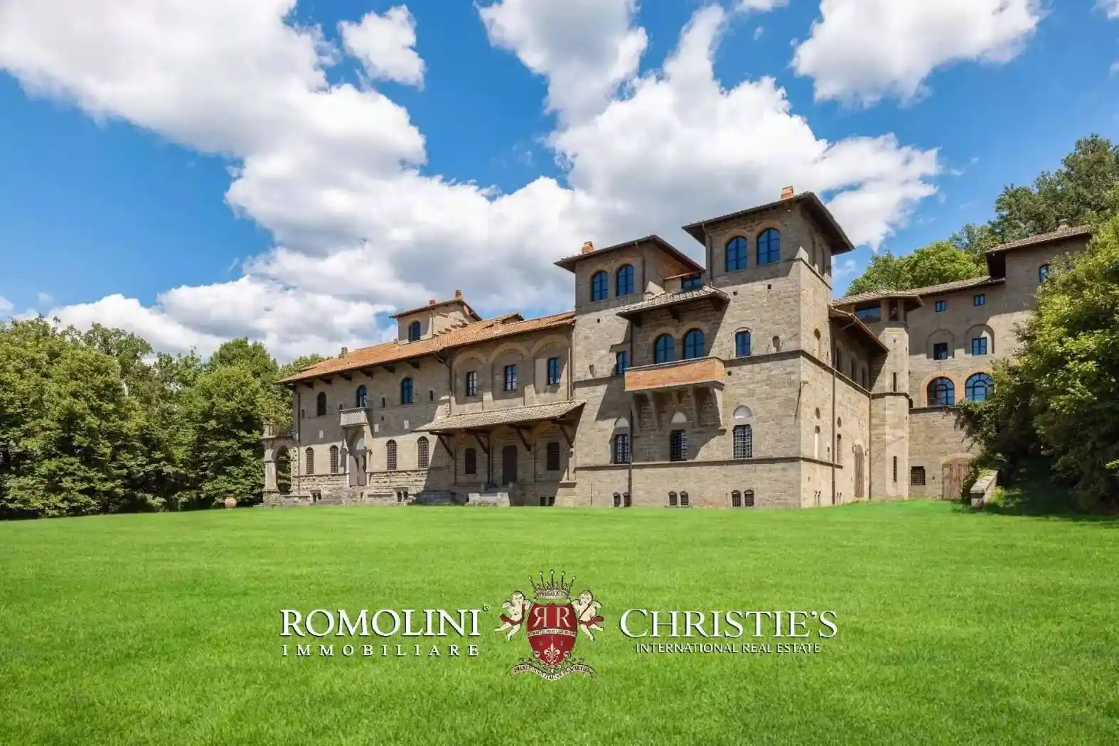 Palazzo - Edificio in vendita a Reggello