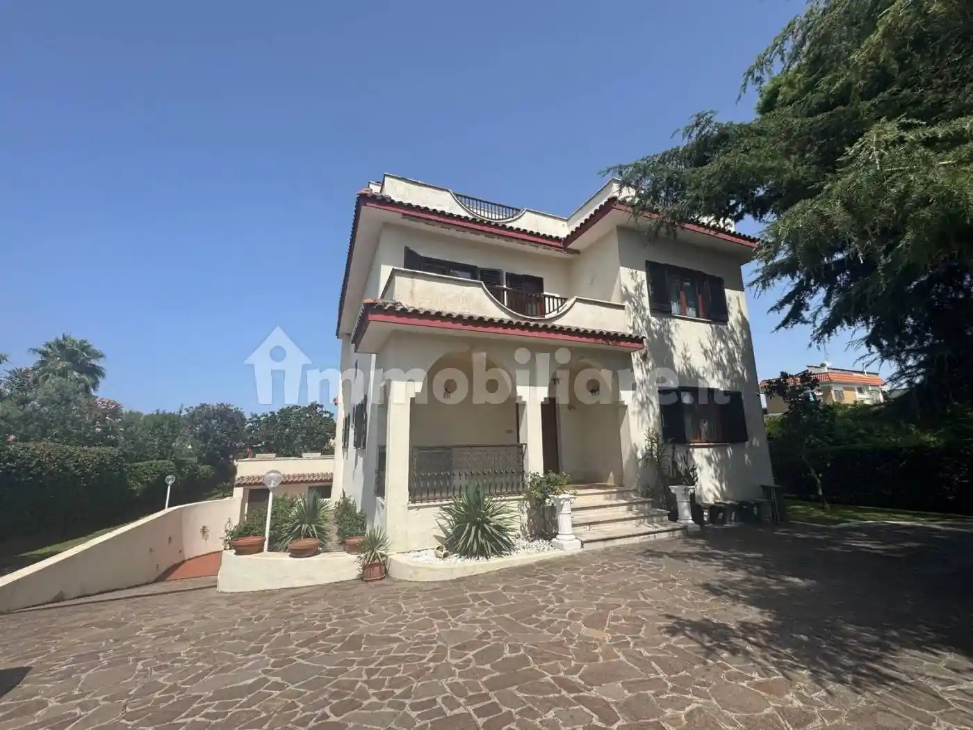 Villa in vendita a Nettuno