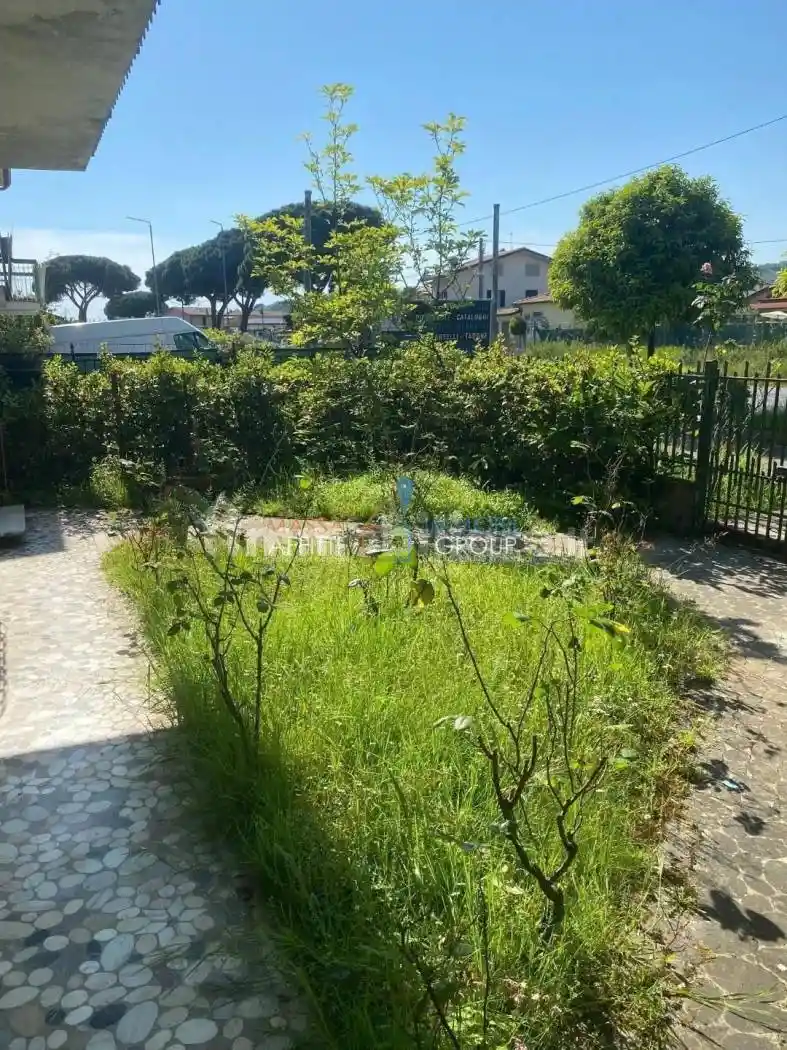 Villetta a schiera in vendita a Massa