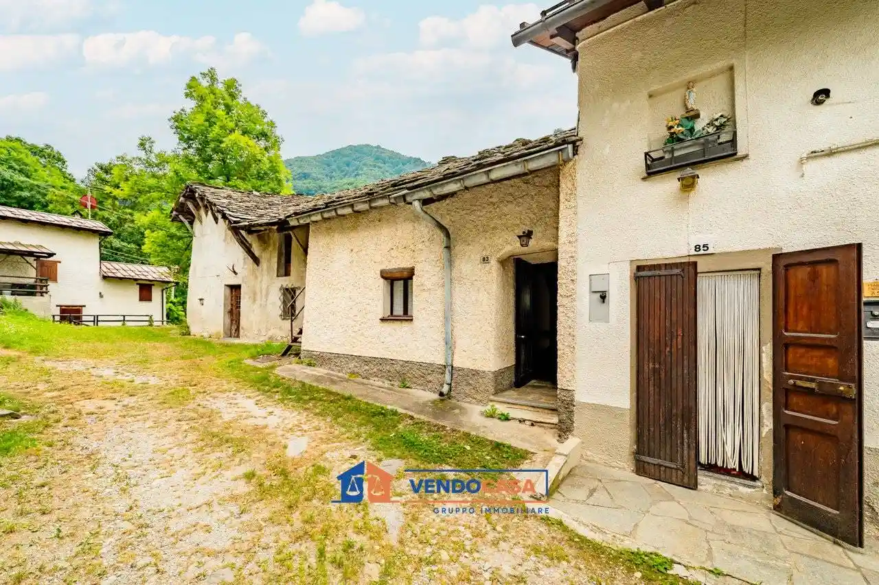 Villa in vendita a Boves