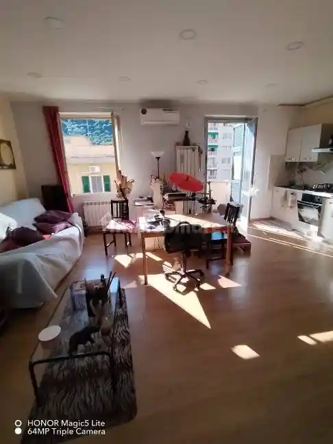 Appartamento in vendita a Genova