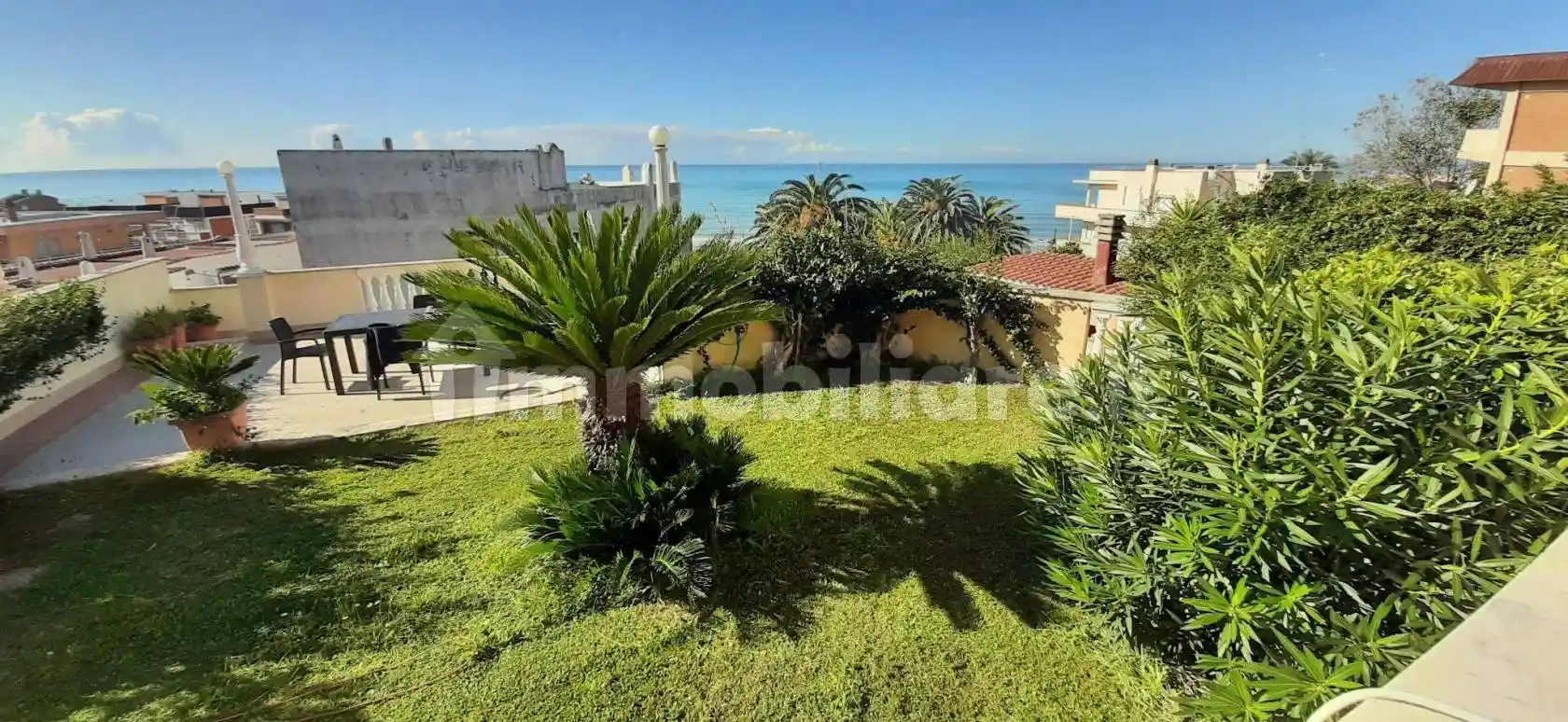 Villa bifamiliare Lungomare Enea 130, Lavinio Mare, Anzio - foto 3