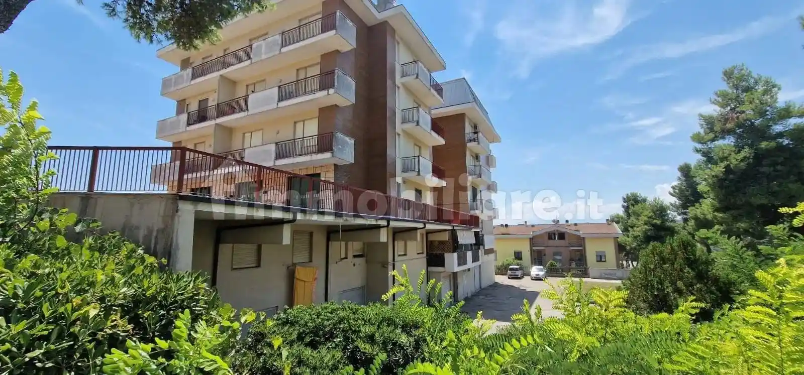 Trilocale via Vittorio Emanuele, 12/1, Montesilvano Colle, Montesilvano - foto 3