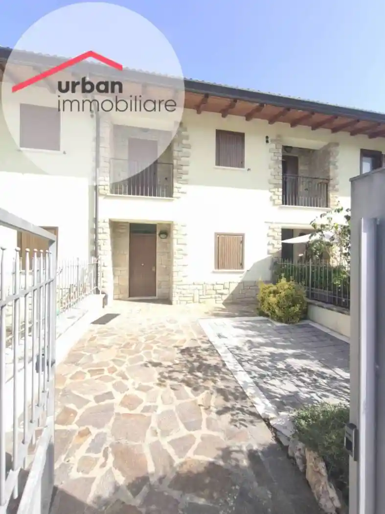 Villa a schiera via della Fontana 36, Genzano - Sassa, L'Aquila - foto 2