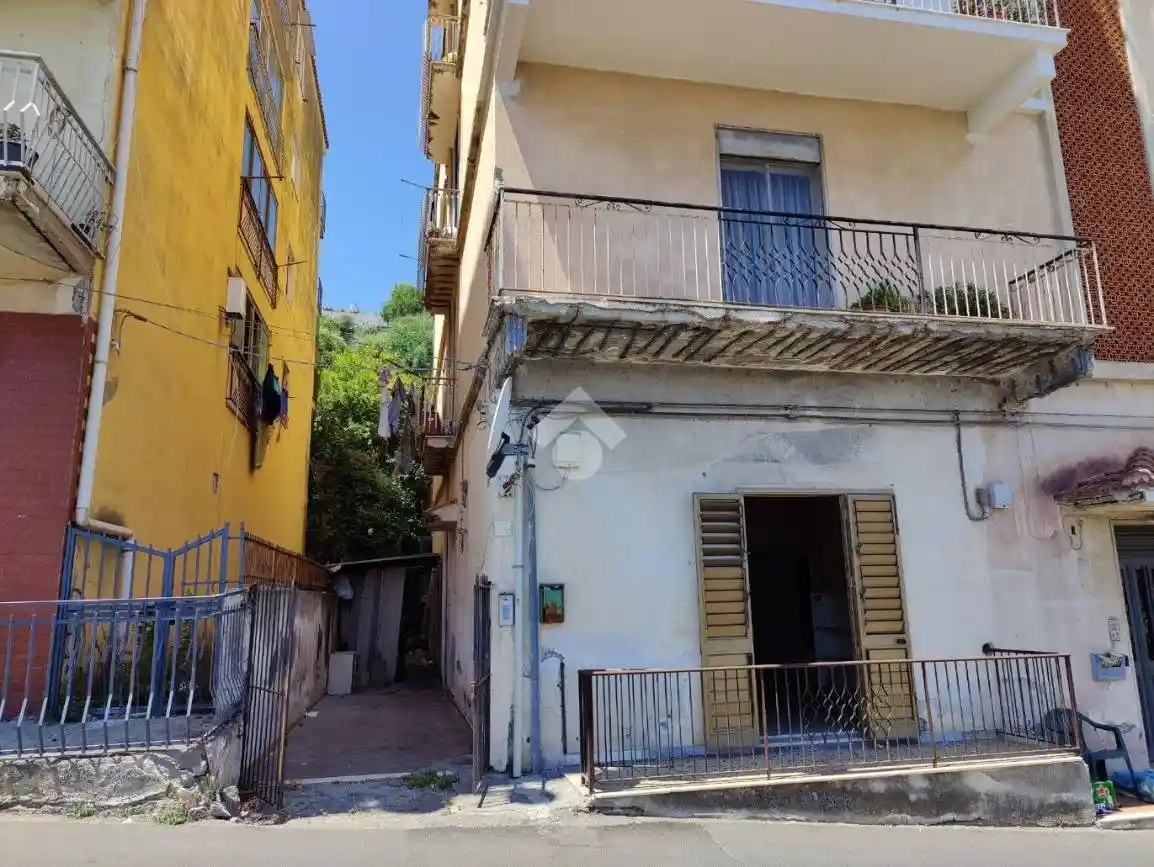 Appartamento in vendita a Giardini-Naxos