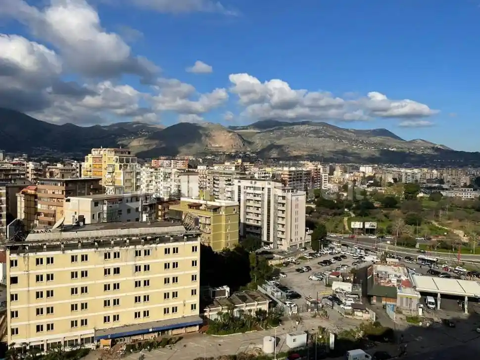 Appartamento in vendita a Palermo