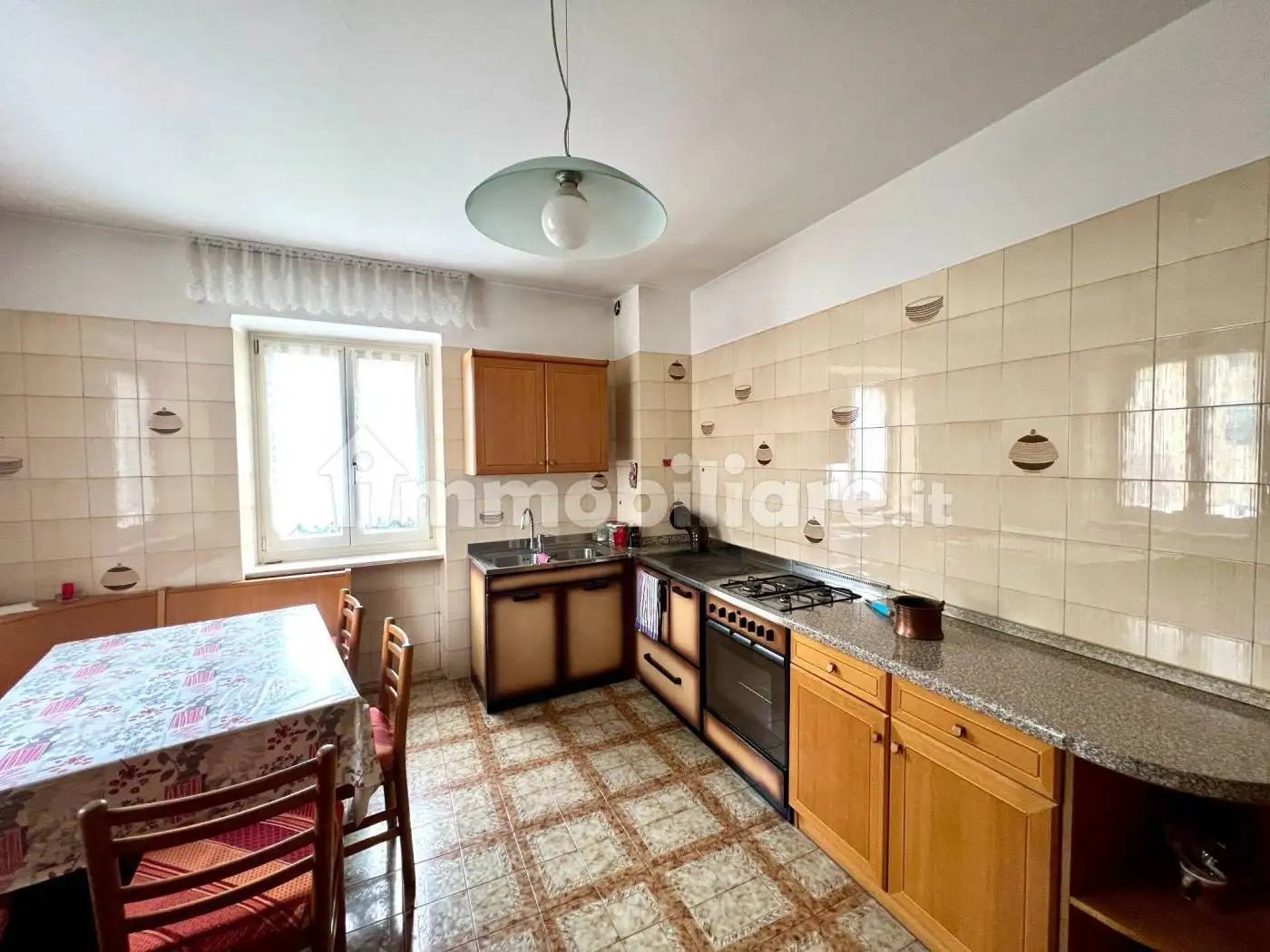 Terratetto unifamiliare piazza Padre Giannantonio Agosti 22, Novella - foto 2