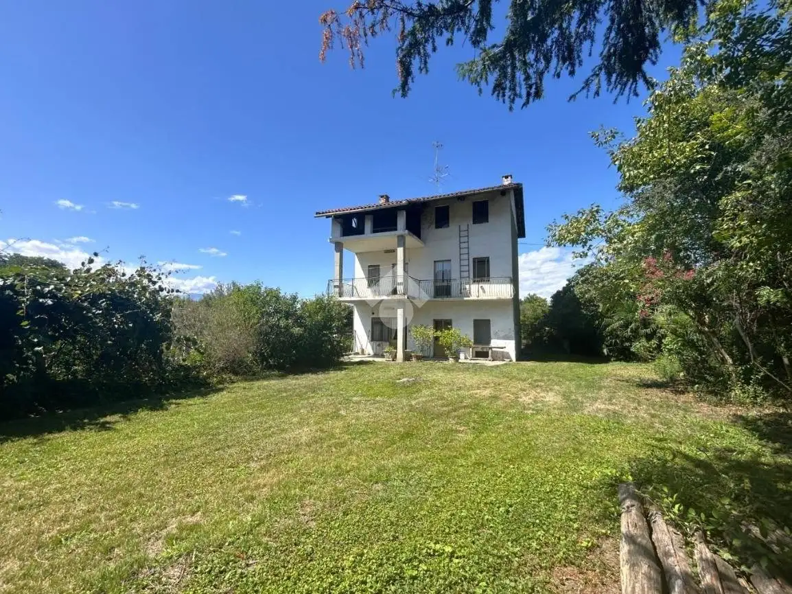 Terratetto unifamiliare via Generale Alberto 2, Centro, Caravino - foto 5