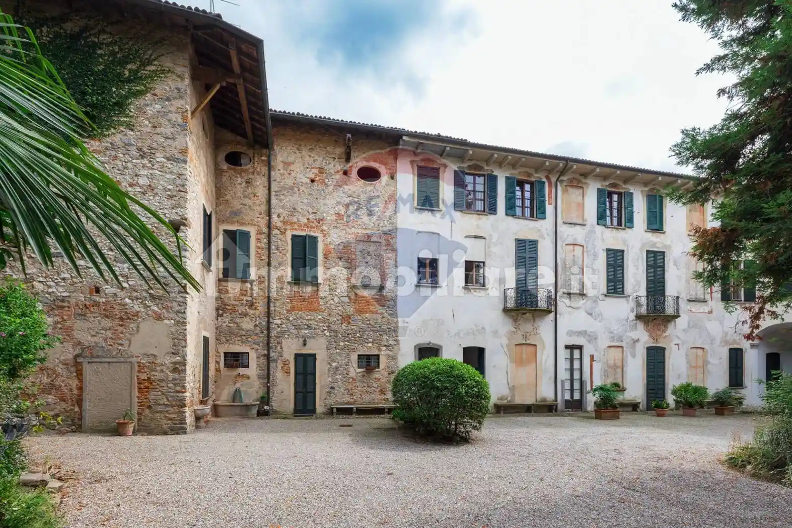 Appartamento in vendita a Besozzo