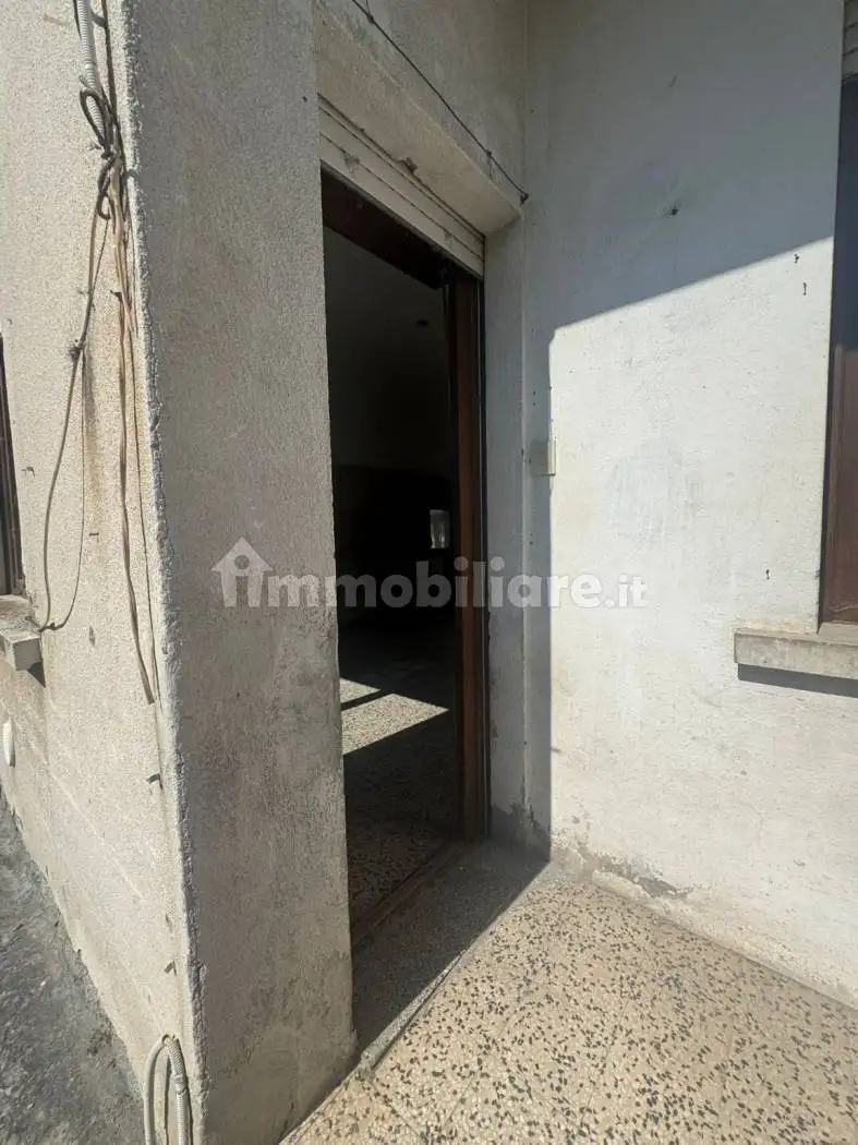 Trilocale via Santi Ippolito e Cassiano, Centro, Edolo - foto 5