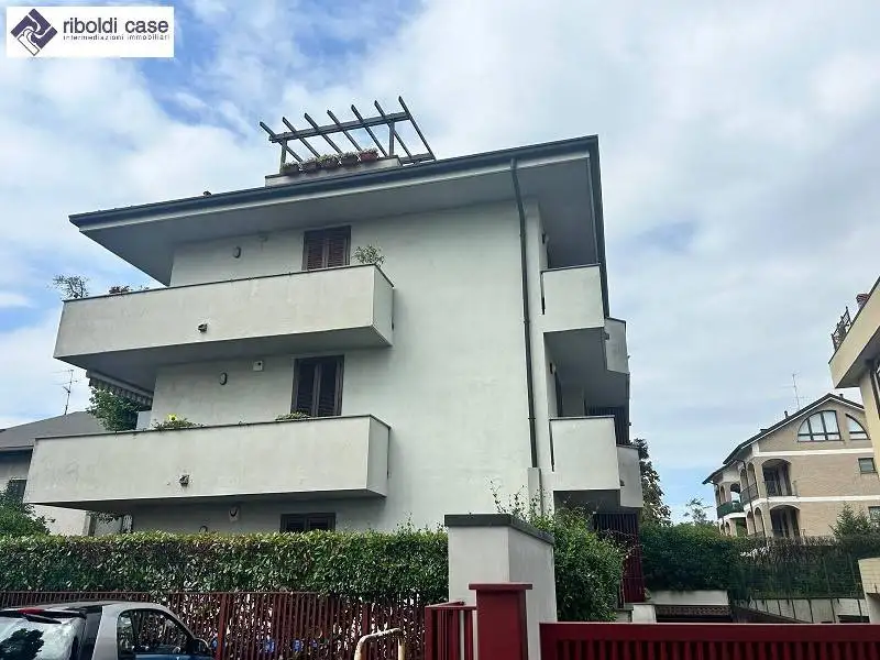 Appartamento in vendita a Seregno