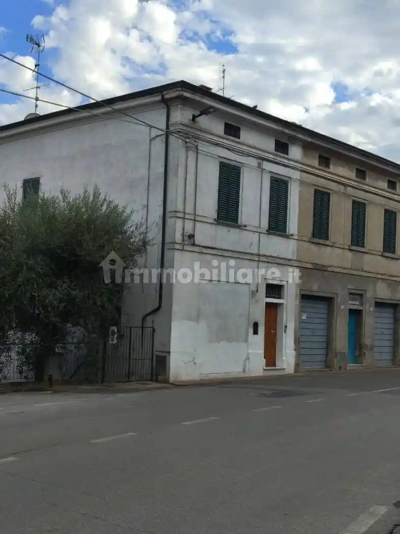 Casa indipendente in vendita a Foiano della Chiana