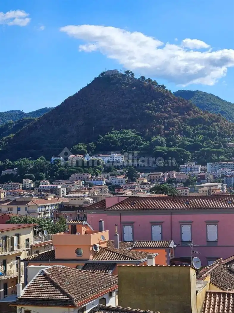 Appartamento in vendita a Cava de' Tirreni